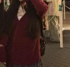 制服　赤カーディガンのサムネイル