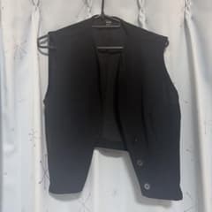 SHEIN ブラック ベストのサムネイル
