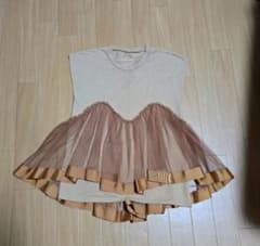 Sofia様専用　ベージュ チュール ノースリーブトップスのサムネイル