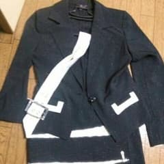 限定値下げ!!　スカートスーツ　M  L　sizeのサムネイル