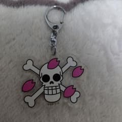 ワンピース チョッパー 海賊旗 アクリルキーホルダーのサムネイル
