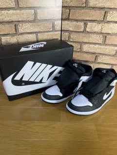 [28cm]nike air jordan1 retro high ogのサムネイル