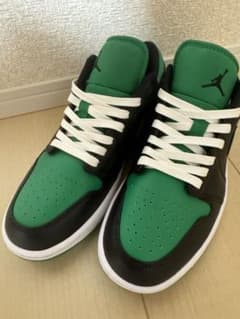 最終値下げ NIKE AIRJORDAN1 LOW ラッキーグリーン 26のサムネイル