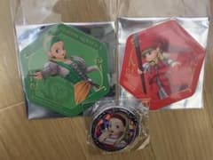 ドラクエ11 ベロニカ セーニャ コースター 缶バッジ スクエニカフェのサムネイル