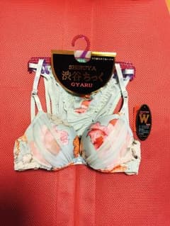 ブラ&ショーツset✴︎B75✴︎のサムネイル