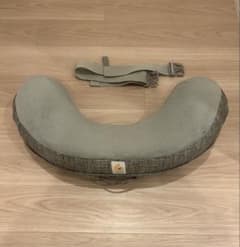 エルゴ ナチュラルカーブ ナーシングピロー 授乳クッションのサムネイル