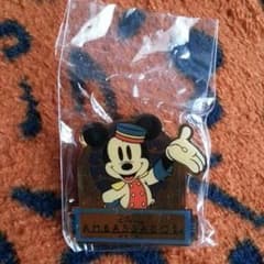 アンバサダーホテルの限定ピンバッチです。のサムネイル