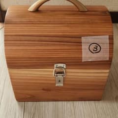 ハンドメイド木製小物収納ボックスのサムネイル