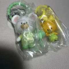 くまのがっこう カラフルマルチチャーム ロロ ディビッド ガチャガチャのサムネイル