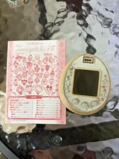 たまごっちピース本体 説明書付きのサムネイル