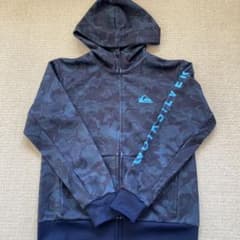 Quiksilver クイックシルバー　迷彩柄 フーディとパンツセットのサムネイル