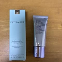 未使用 ESTEE LAUDER Perfectionist Pro UVジェル - メルカリ