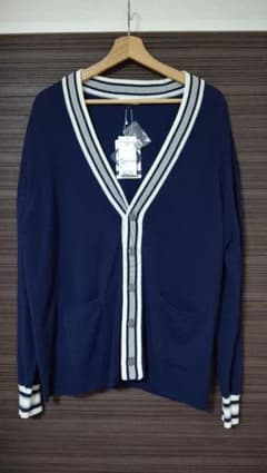新品・未使用 A.V.V カーディガンのサムネイル