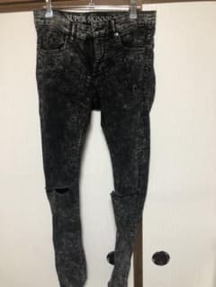 H&M(DIVIDED) SUPER SKINNY FITのサムネイル
