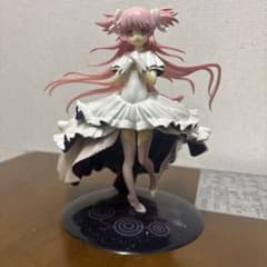 魔法少女まどか☆マギカ フィギュア 5体セット | Shop at Mercari from