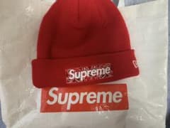 supreme×newera バンダナ　ペイズリー柄　ニット帽　ビーニーのサムネイル