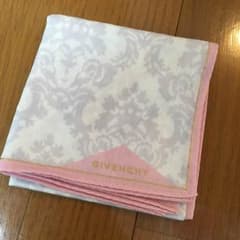 GIVENCHY ハンカチ  新品未使用のサムネイル