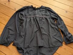 earth music&ecology 黒 長袖シャツのサムネイル