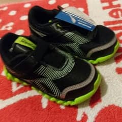Reebok キッズシューズ 新品 値下げ中のサムネイル