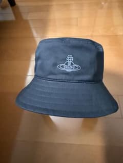【Vivienne Westwood】美品 バケットハットのサムネイル