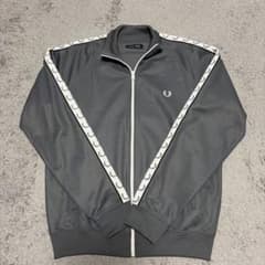 Fred Perry トラックジャケット グレー FRED PERRY グレー ジップアップジャケット - メルカリ