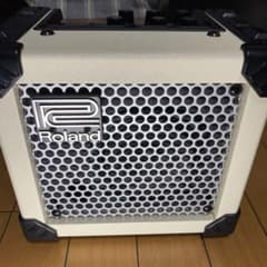 値下げしました！　ローランド MICRO CUBE ホワイト　ACアダプター付きのサムネイル