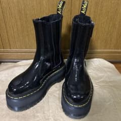 Dr. Martens 黒 厚底ブーツのサムネイル