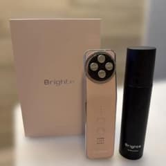 Brighte ELEXILIFT 美顔器＋エレキローション化粧水付き). - メルカリ