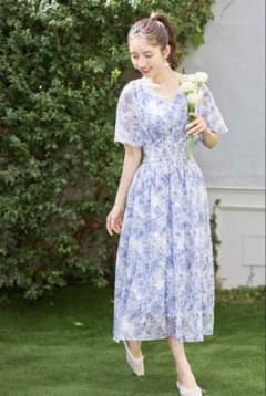 花柄シフォンワンピース ブルー　tocco closetのサムネイル