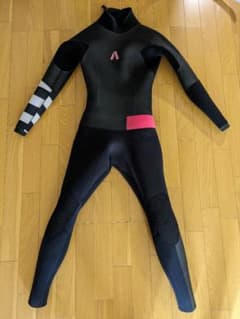 【sale!!】ウェットスーツ　レディースのサムネイル