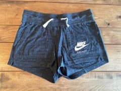 NIKE ナイキ ショートパンツのサムネイル