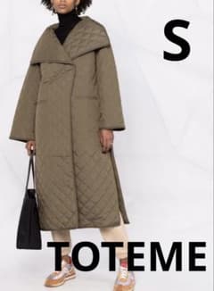 ★一時値下げ★TOTEME オリーブグリーン キルティングコート　Sサイズ ☆一時値下げ☆TOTEME オリーブグリーン キルティングコート Sサイズ