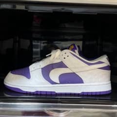 Nike WMNS Dunk Low "Made You Look"のサムネイル