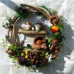 どんぐりアート  ❁ハムちゃん❁ 木の実とりんご ブランコ ハンドメイド リースのサムネイル