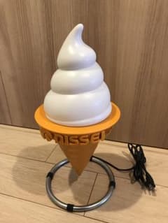 日世コーン ソフトクリーム型ライトのサムネイル