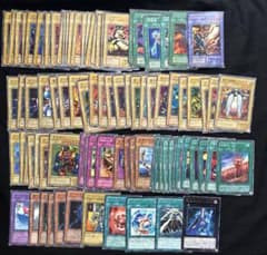 【ジャンク】遊戯王 初期・2期　89枚 まとめ売り 炎の剣士 千年原人 他