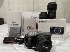 【限定値下げ】美品・Canon EOS M6 Wズームキット シルバーのサムネイル