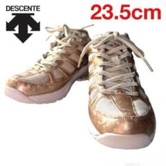 未使用 デサント レディース スニーカー シャンパンゴールド 23.5cm