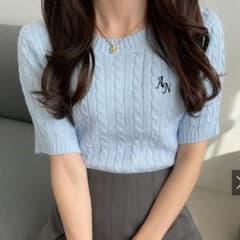 ロゴ刺繍ケーブル編みニットトップス[an1487]のサムネイル