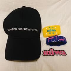 miwa ライブグッズ　キャップ 帽子のサムネイル