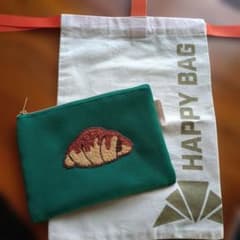 サンマルクカフェ　チョコクロポーチ　刺繍　緑　グリーン　 ハッピーバッグ付　福袋のサムネイル