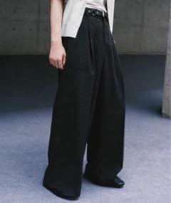 BREEZE TWEED DEEP TUCK BAGGY SLACKSのサムネイル