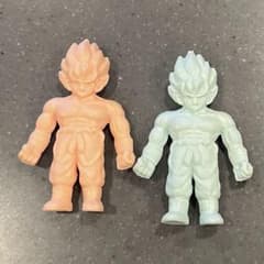 ドラ消し 悟空 消しゴム ドラゴンボール フィギュア 肌色 - メルカリ