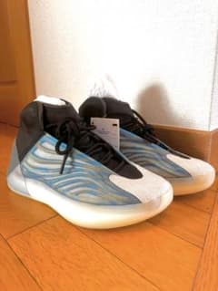 【未使用新品】adidas YEEZY QUANTUM FROZEN BLUEのサムネイル