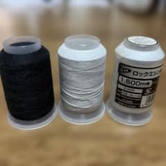 ロックミシン糸のサムネイル