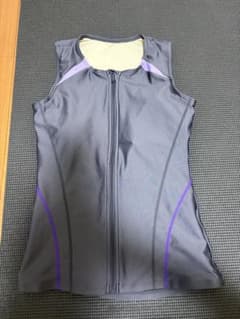 フロントジップ ノースリーブ スポーツ用水着のサムネイル
