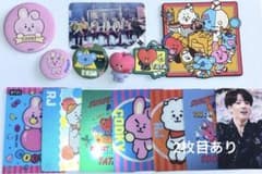BTS グッズ まとめ売り 缶バッジ カード キーホルダーのサムネイル