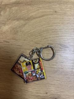 阪神タイガース 及川雅貴選手 弁当 アクリルキーホルダー - メルカリ