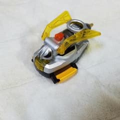 仮面ライダーザビー ザビーゼクターのサムネイル