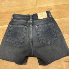 Levi's ショートパンツ ダークブルー フリンジヘムのサムネイル
